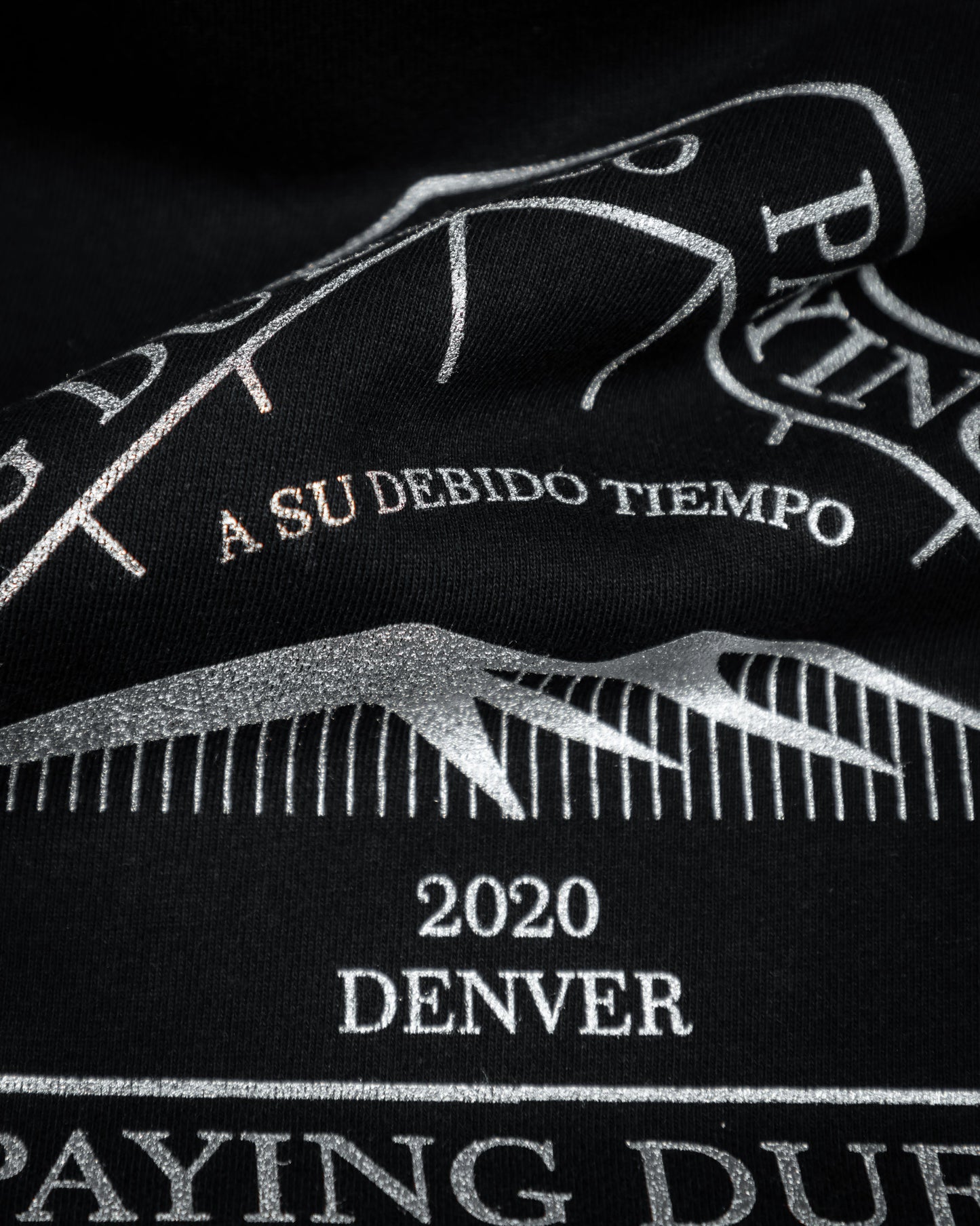 A Su Debido Tiempo Hoodie